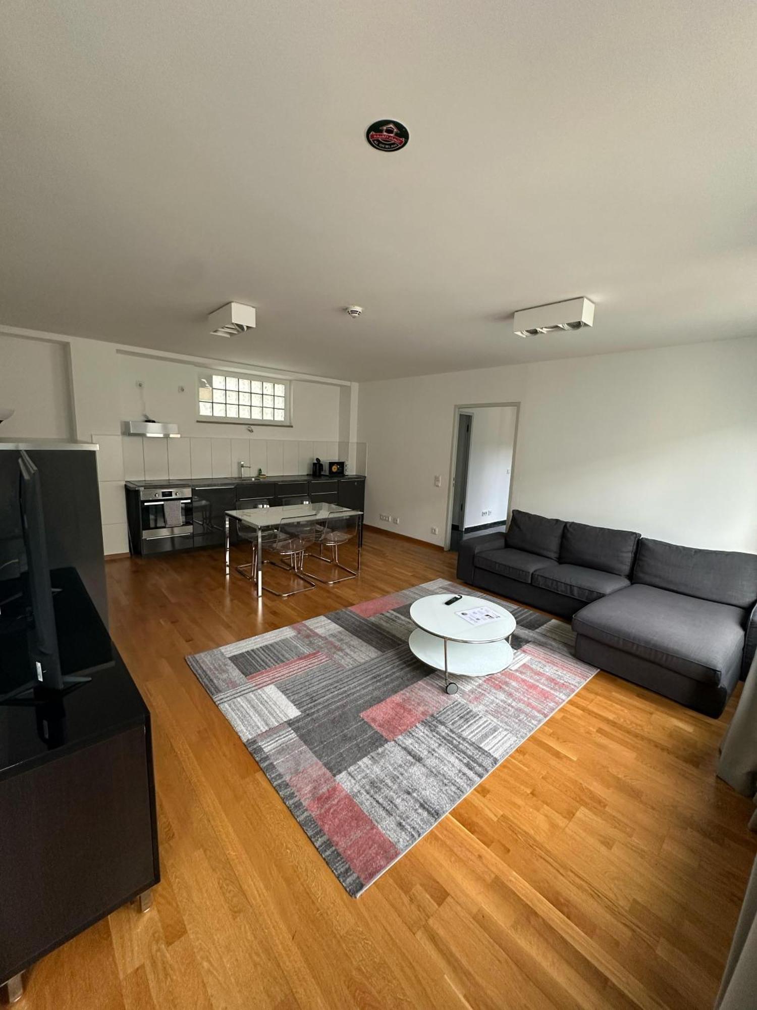 Al Nafurah Apartments München Eksteriør billede