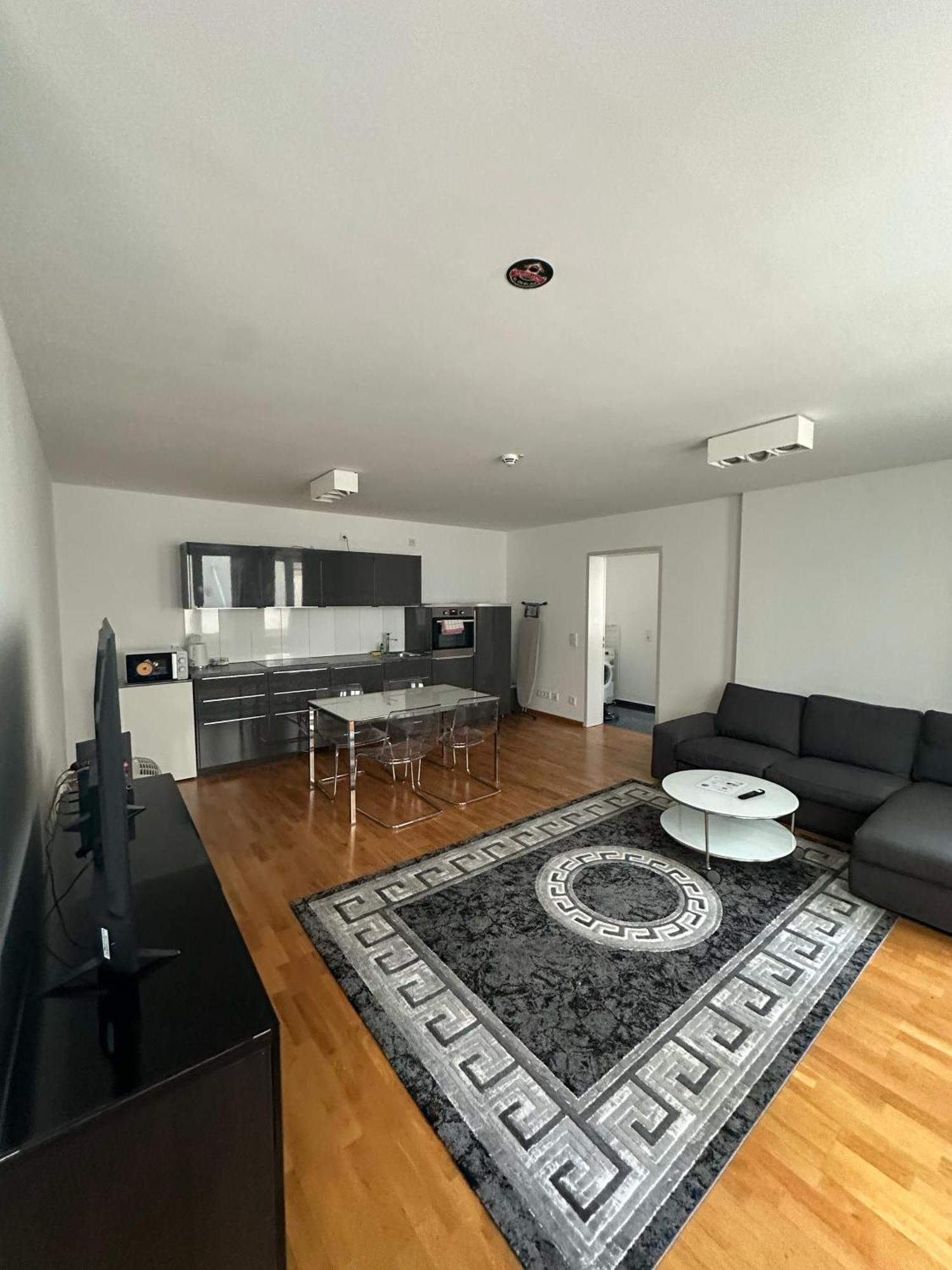 Al Nafurah Apartments München Eksteriør billede